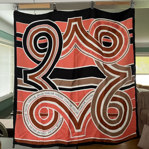 NWT Henri Bendel Silk Scarf - Picture 2 of 6